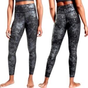 Athleta size M Elation Misty Lace Tight Athletic Leggings